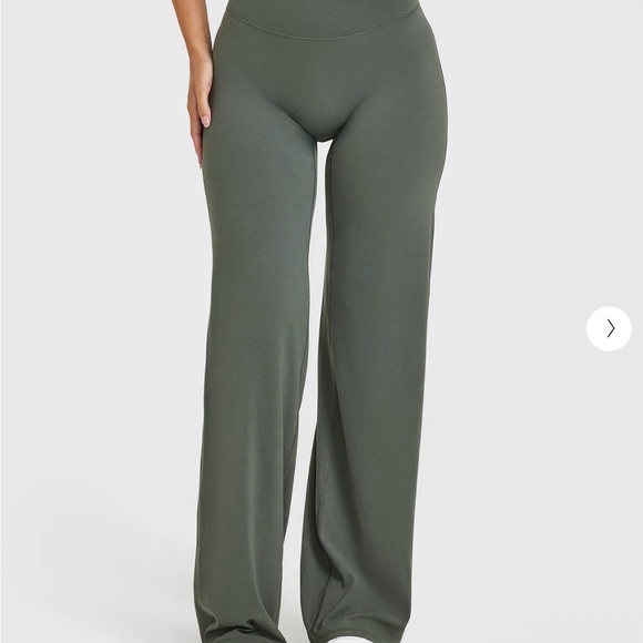 NWT Oner Active SOFT MOTION STRAIGHT LEG PANTS Dark Khaki S - Short Length